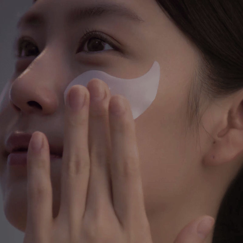 How to use BACIEL Perfect Hyaltenol 10 Eye Patch applied to the eye and smile line areas